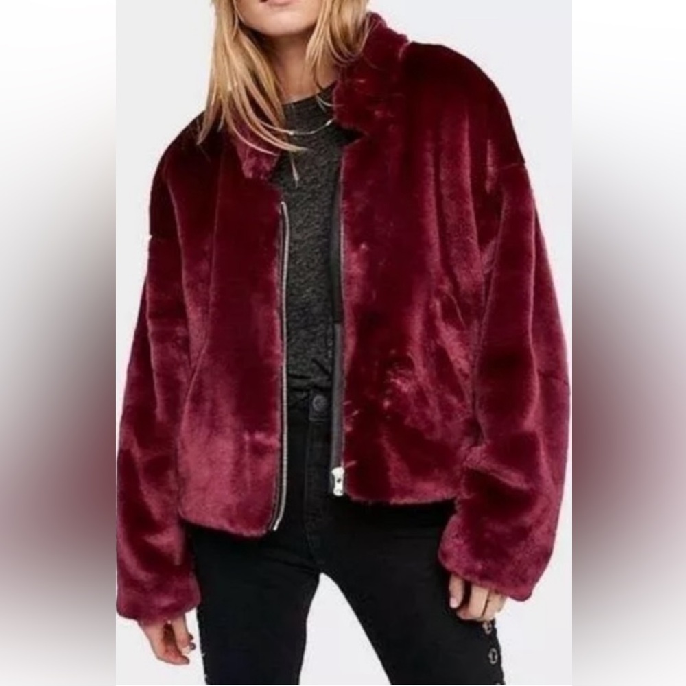 Free People Faux Fur Burgundy Bomber Jacket
Size M